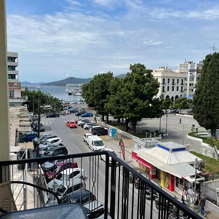 Square View Apartman Kavála