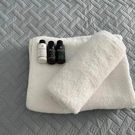 Square View アパート *