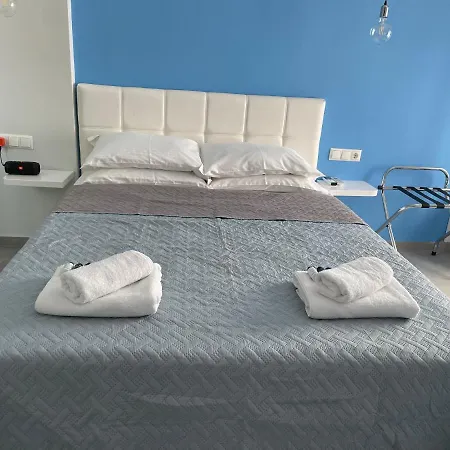 Square View Apartman *