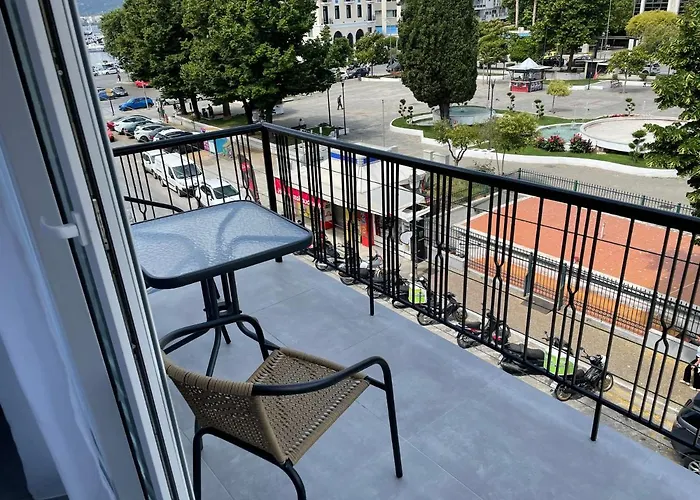Apartament Square View